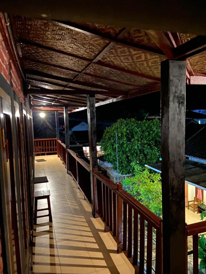 Watukarung Sackstone Guesthouse Kalak Exterior foto